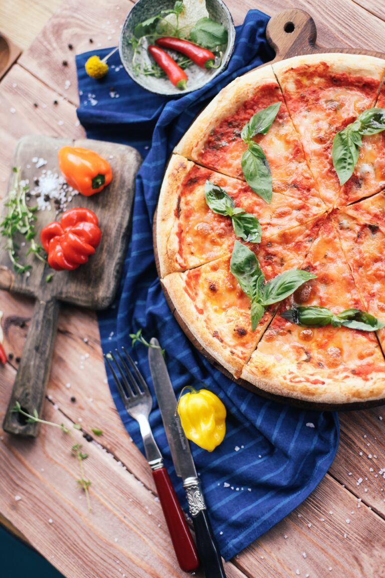 From Scratch: Secrets to Making Homemade Pizza Sauce That Will Wow Your Guests